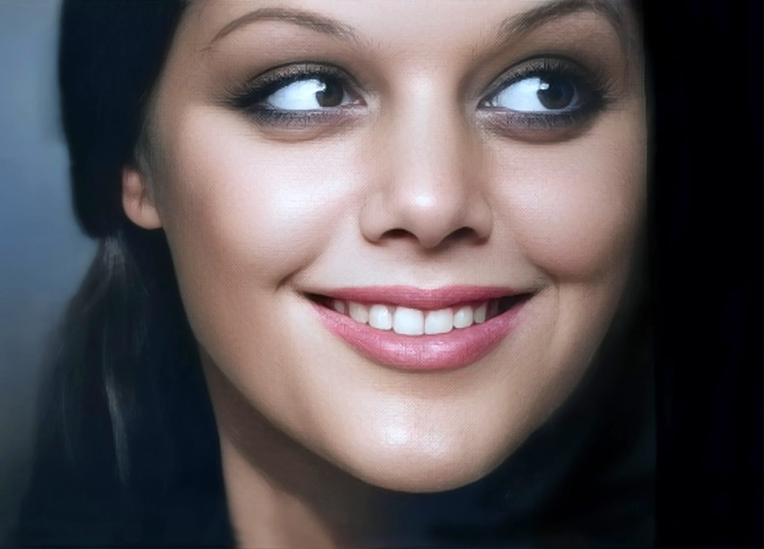 Tina Aumont