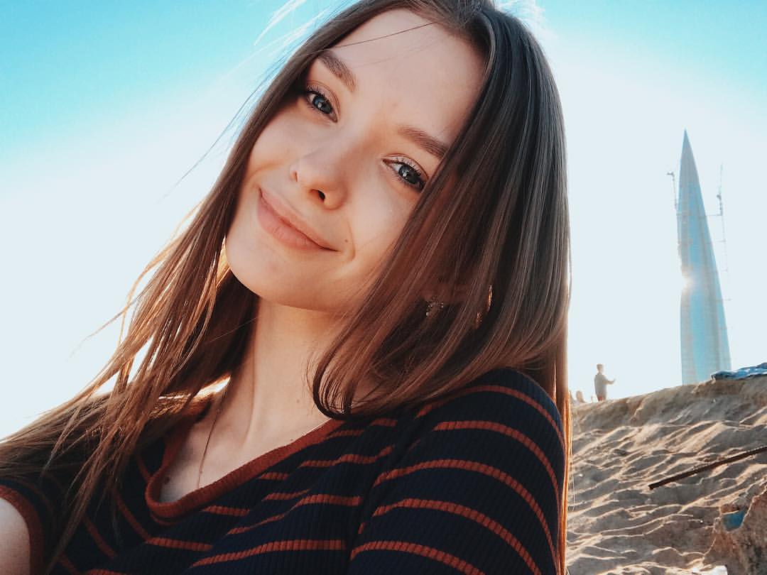 Alisa Kirpichnikova Alisa Kirpichnikova