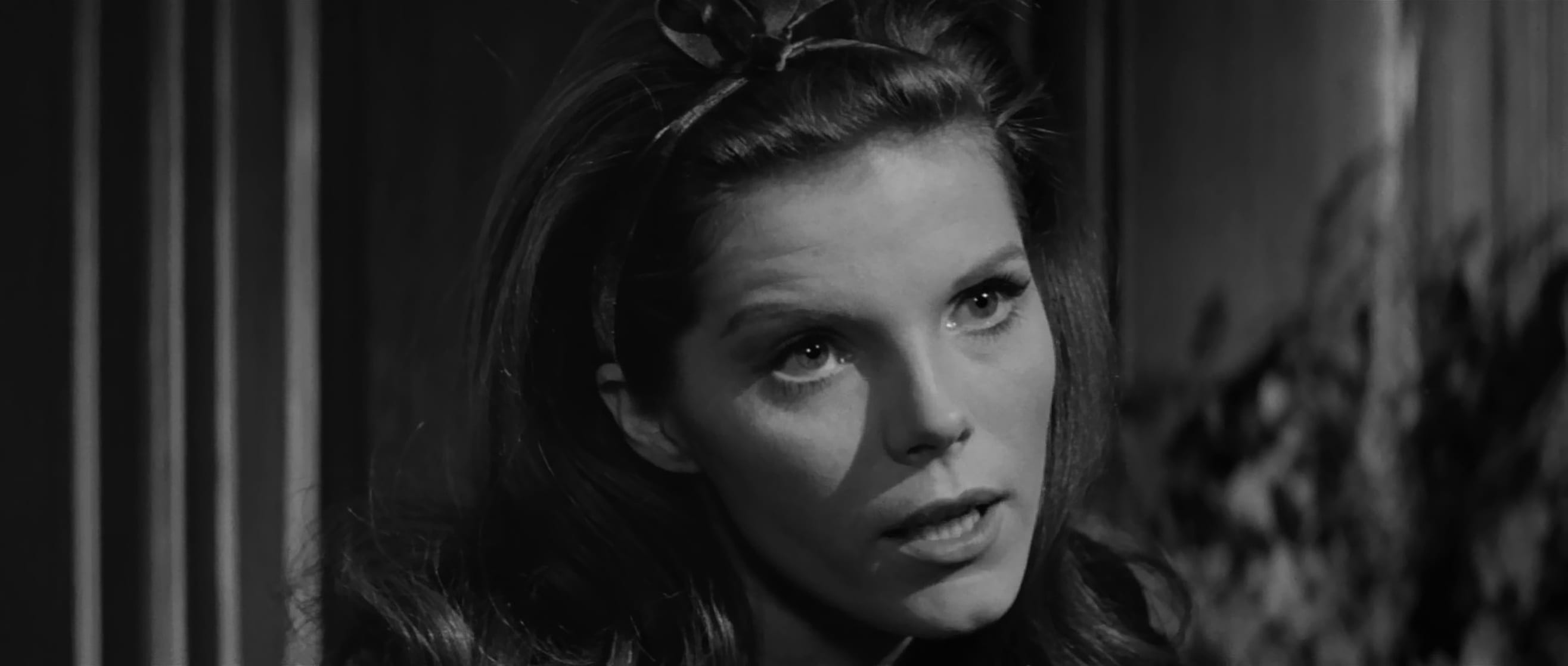 Return from the Ashes (1965) Return from the Ashes (1965)