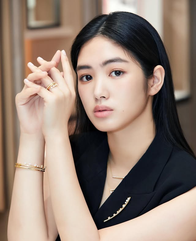 Picture of Regina Lei