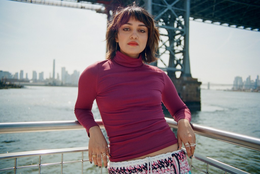 Ariela Barer