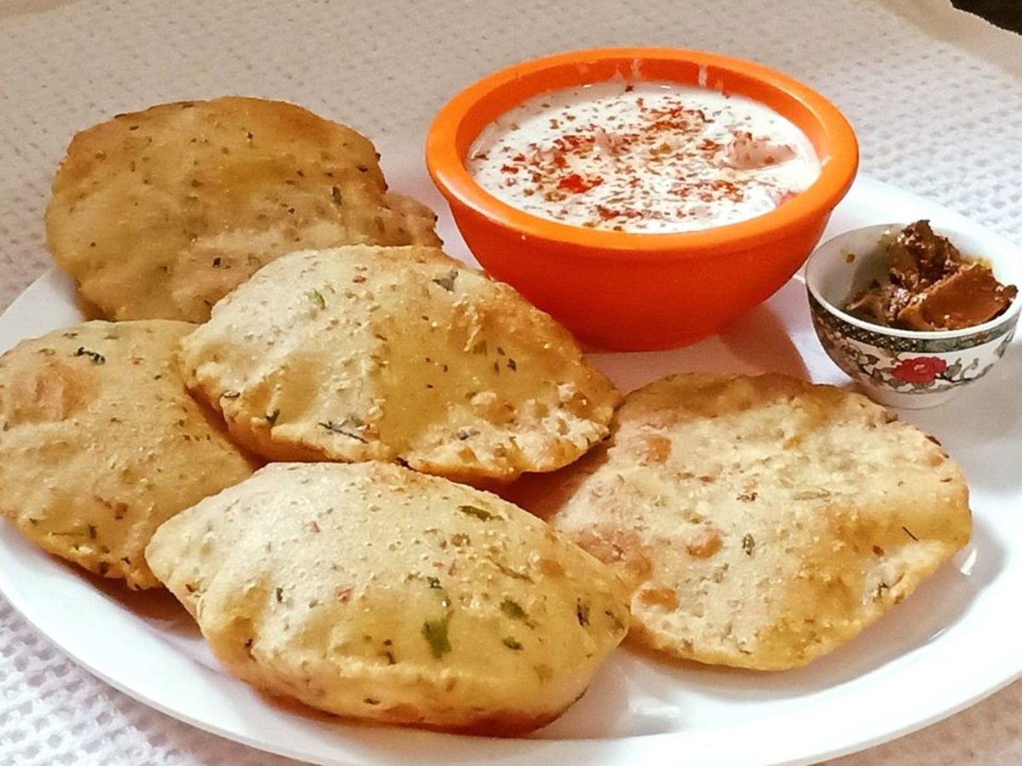 Puri (food) Puri (food)