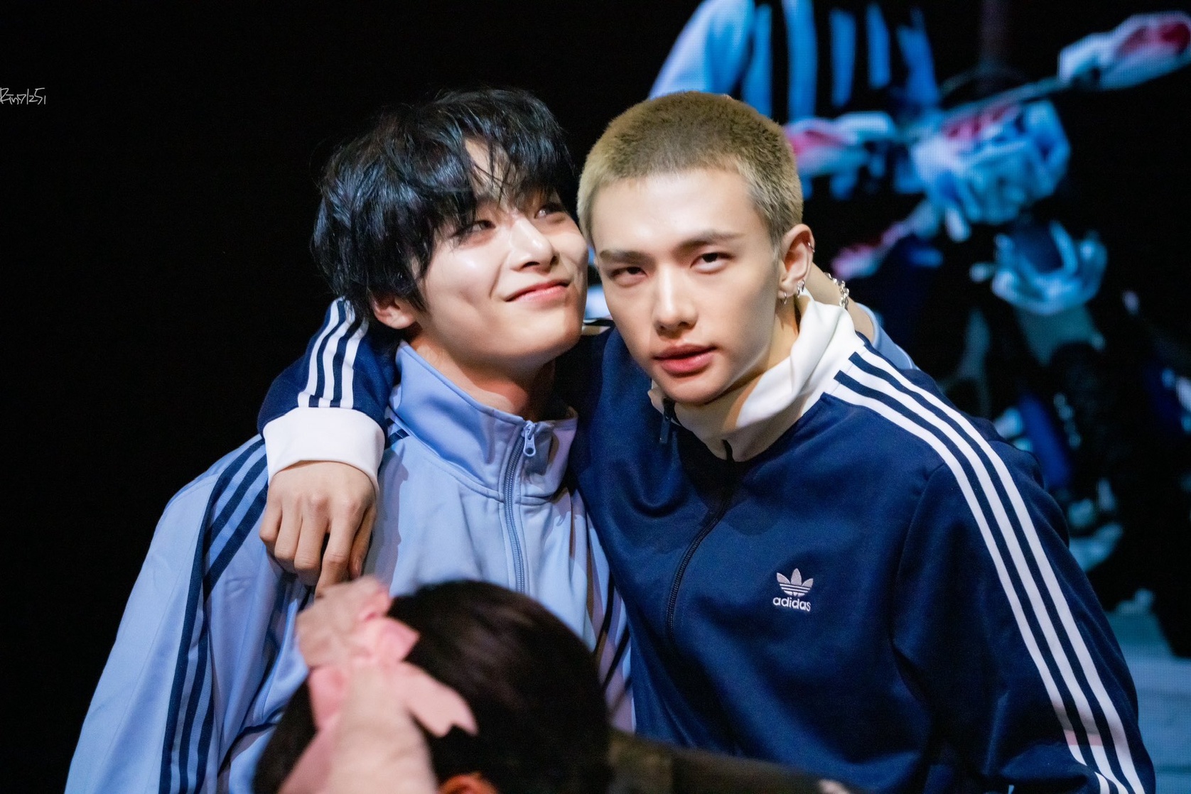 Stray Kids