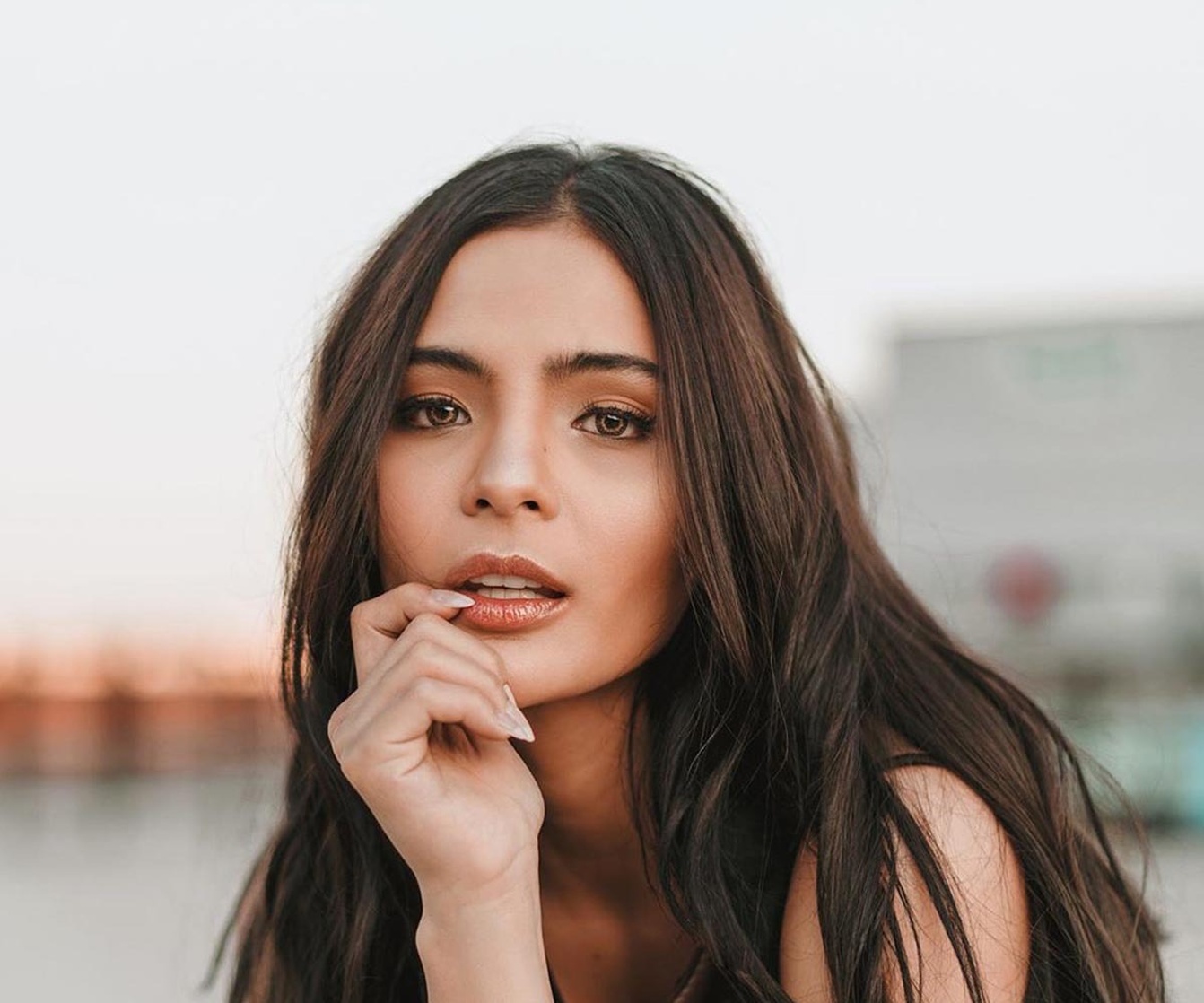 Arienne Mandi