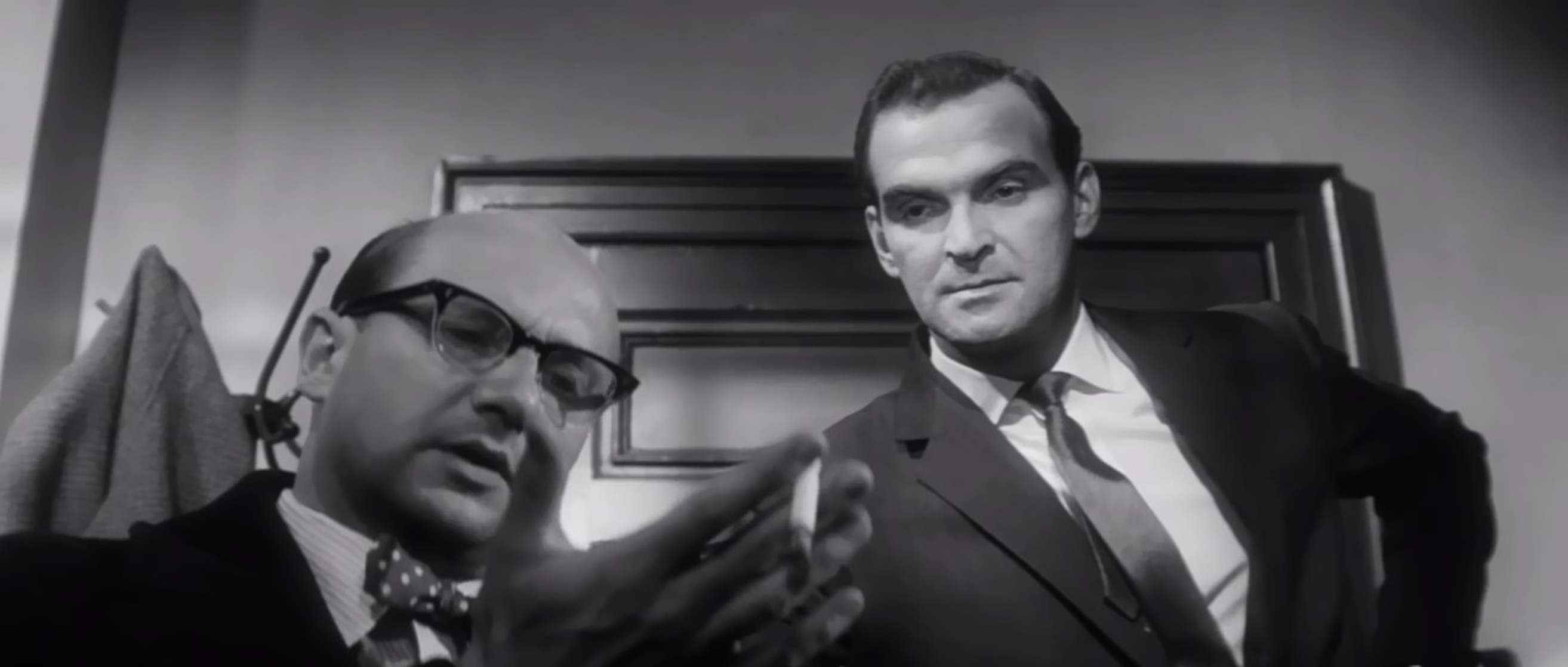 Hell Is a City                                  (1960)