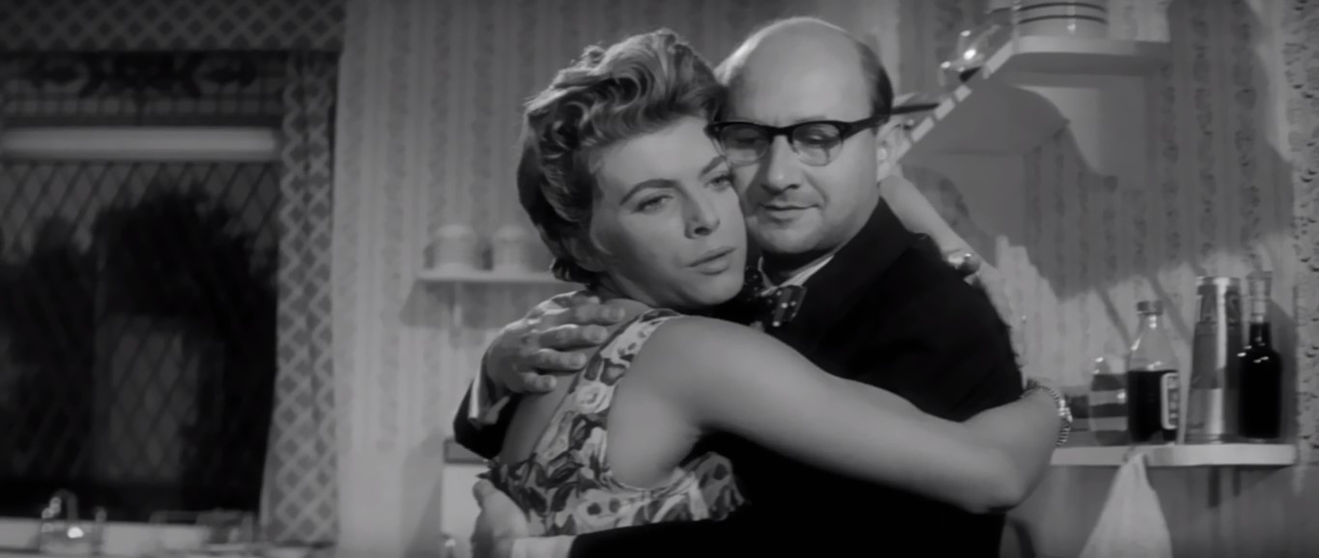 Hell Is a City                                  (1960)