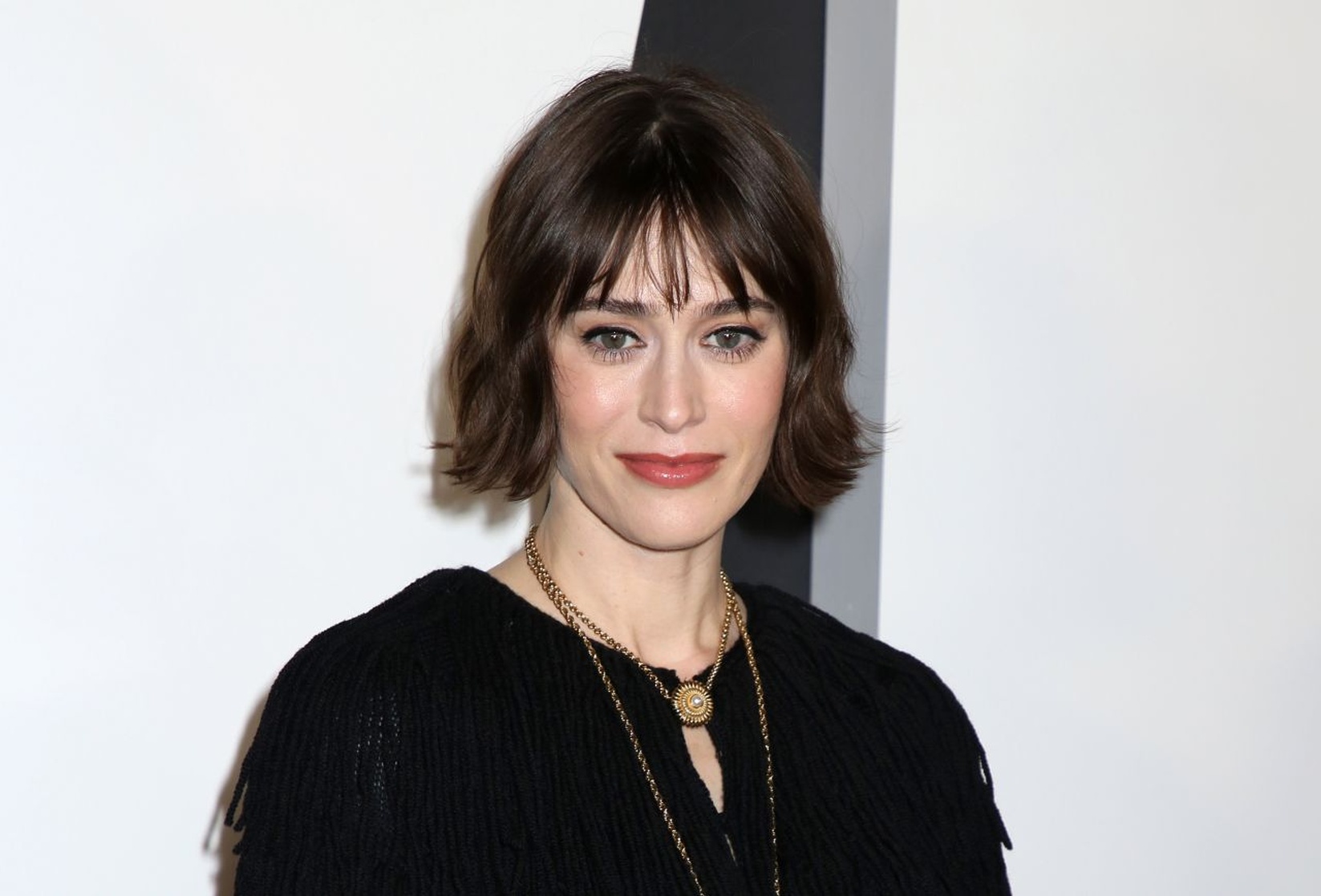 Lizzy Caplan