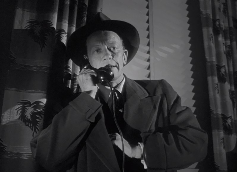 City That Never Sleeps (1953) City That Never Sleeps (1953)