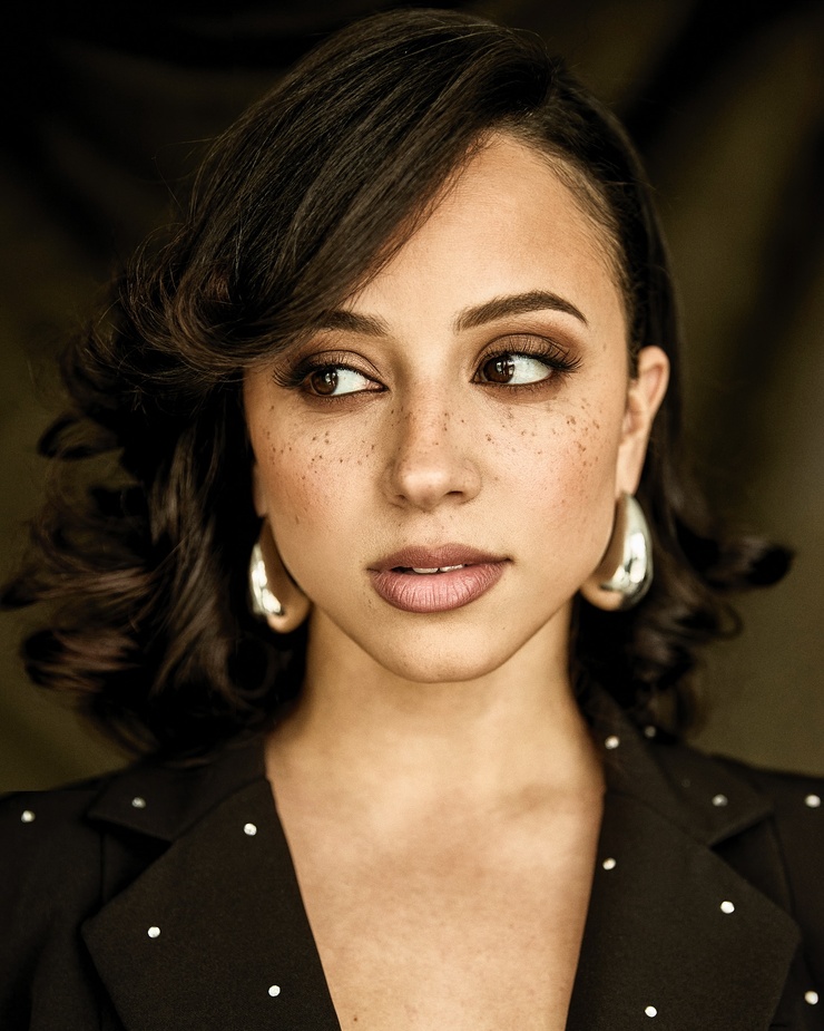 Filme Und Serien Von Kiana Madeira Kiana Madeira picture