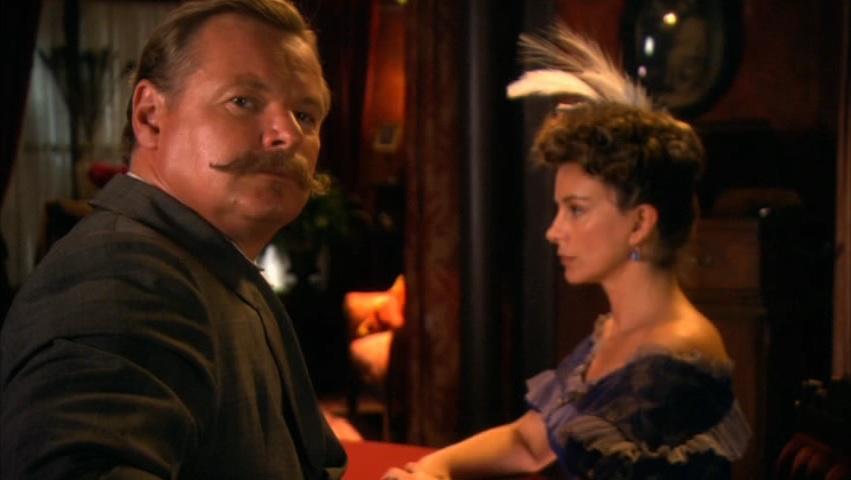 Arthur Conan Doyle (Geraint Wyn Davies)
