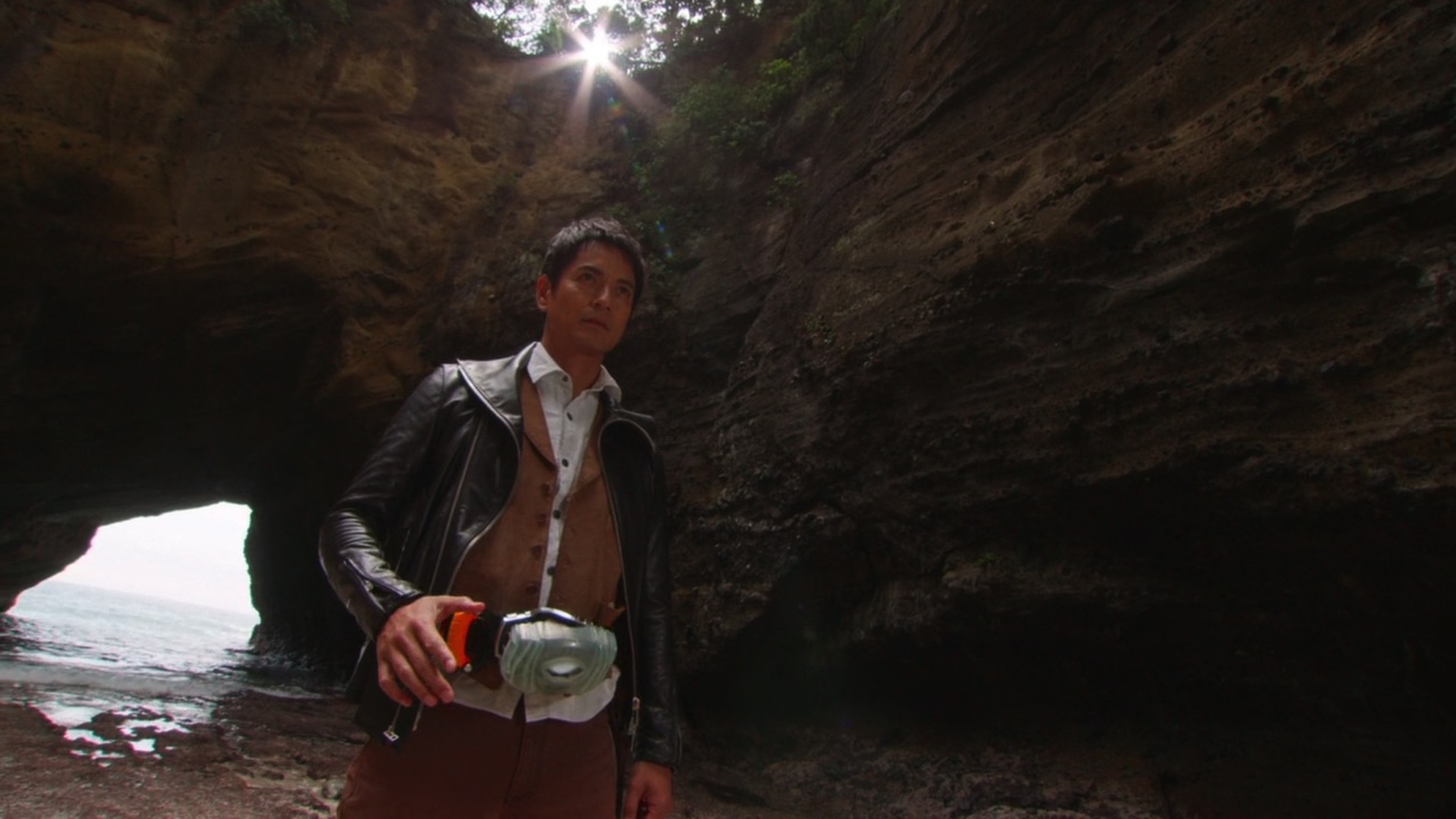 Kamen Rider Ghost: The 100 Eyecons and Ghost's Fateful Moment