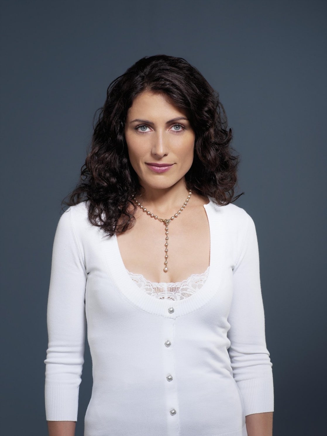 Lisa Edelstein piercing