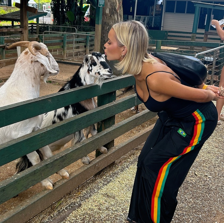 Picture of Julia Cavanagh