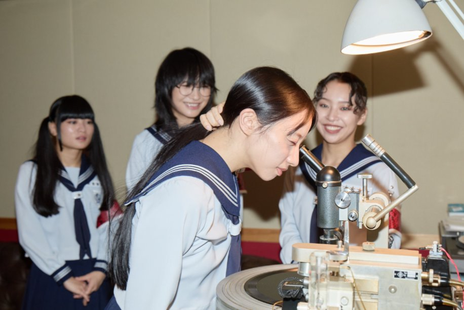 Atarashii Gakko!