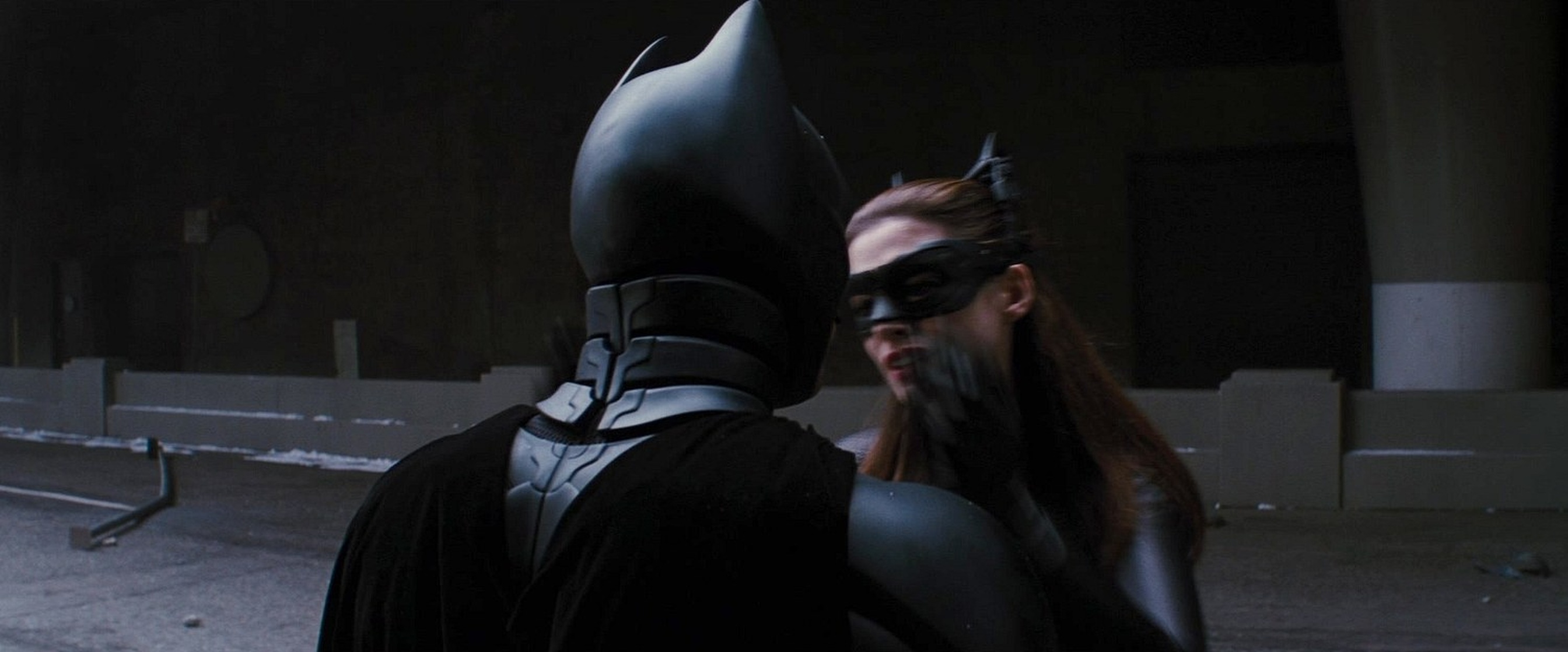Selina Kyle / The Cat (Anne Hathaway)