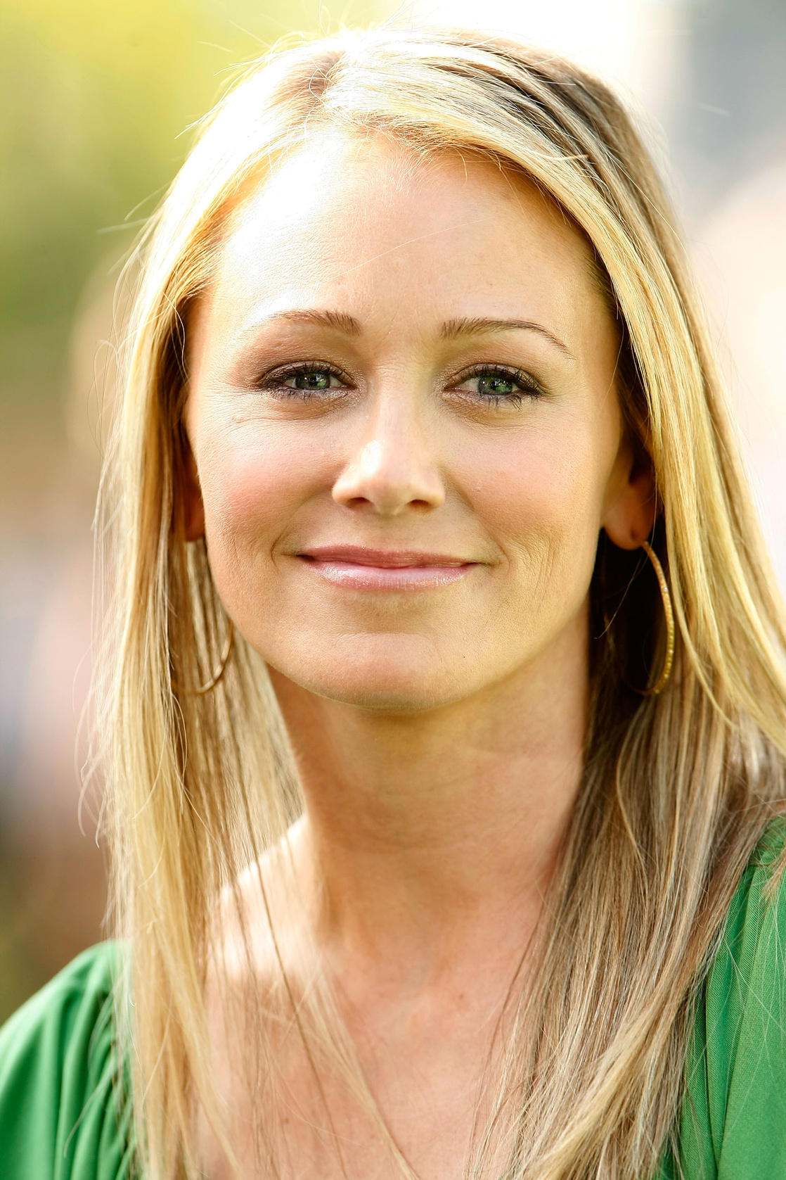 Christine Taylor image