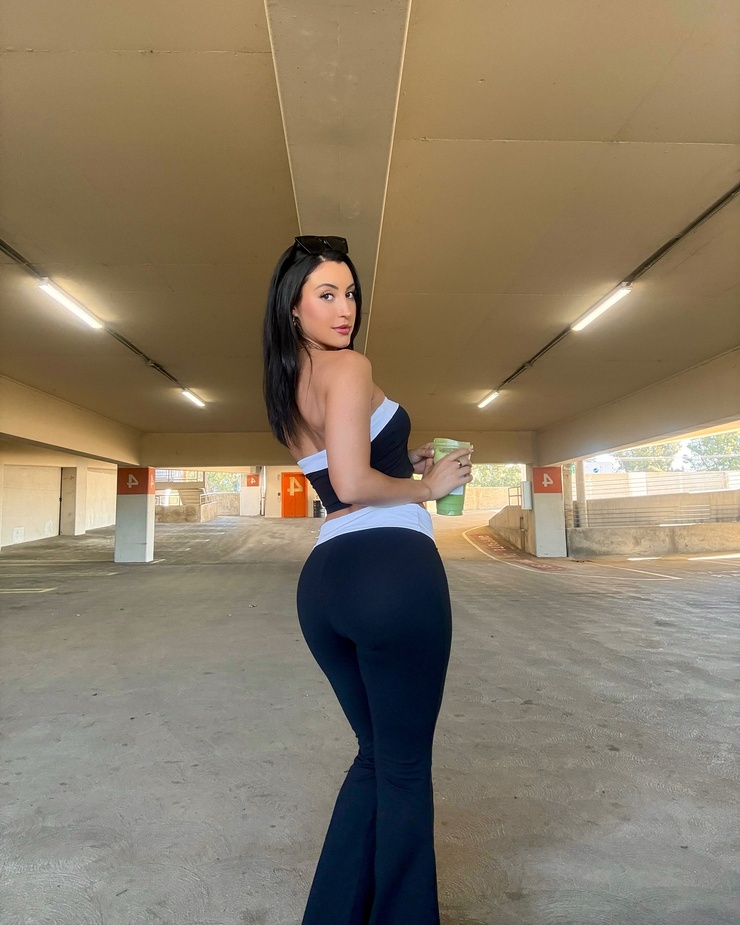 Picture of Alanna Dergan