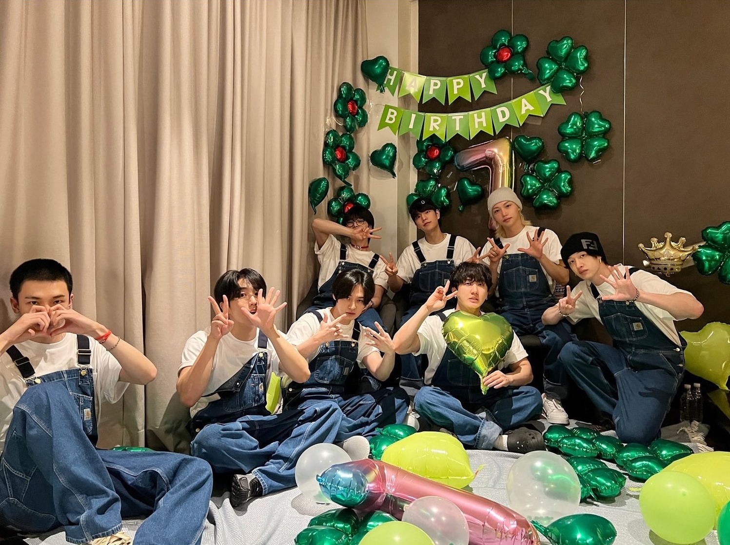 Stray Kids
