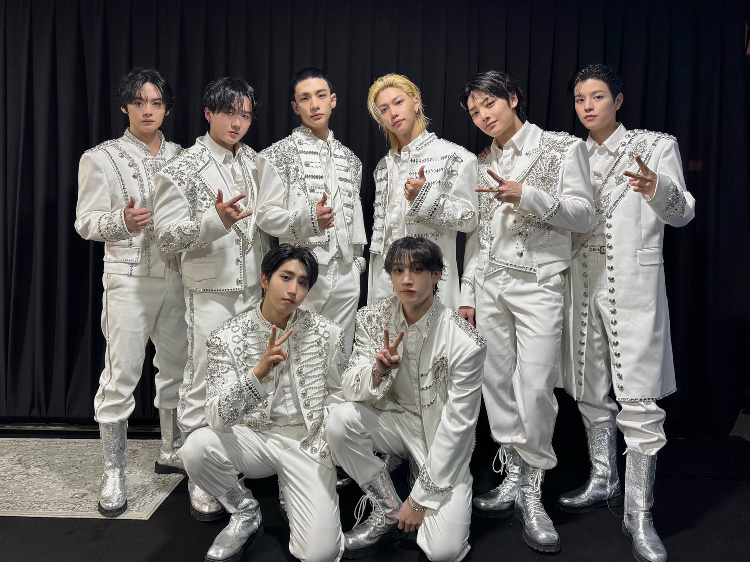 Stray Kids