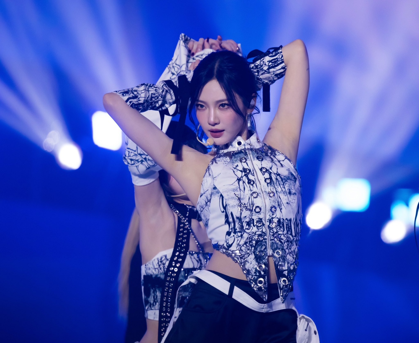 Yizhuo Ning