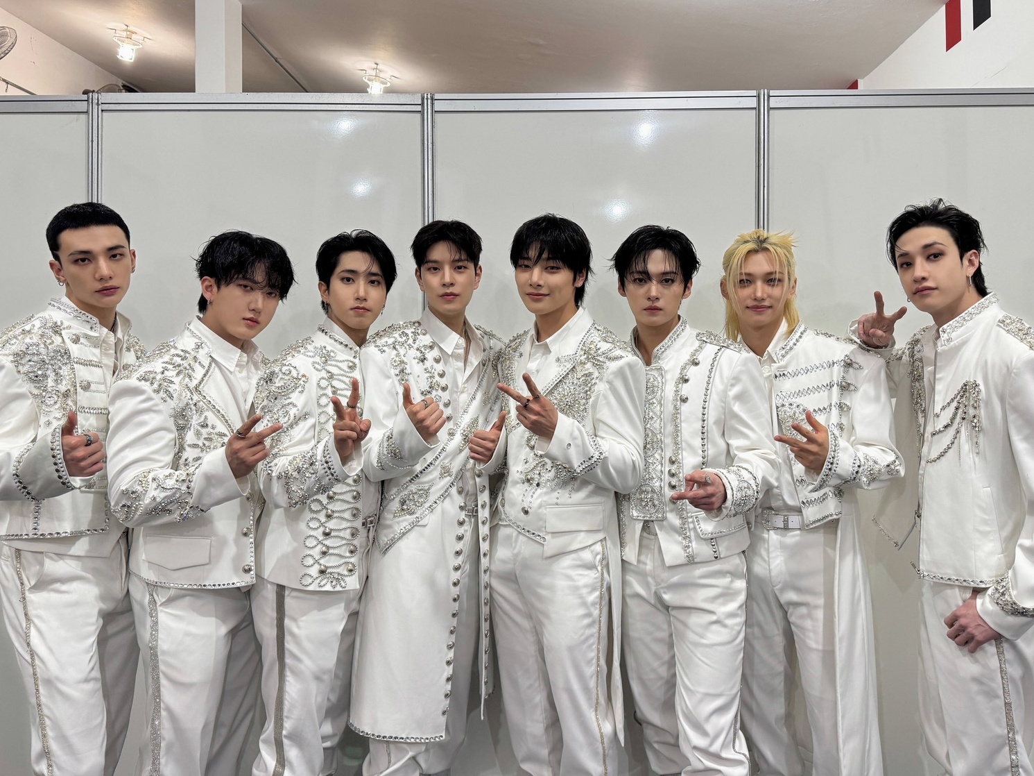 Stray Kids