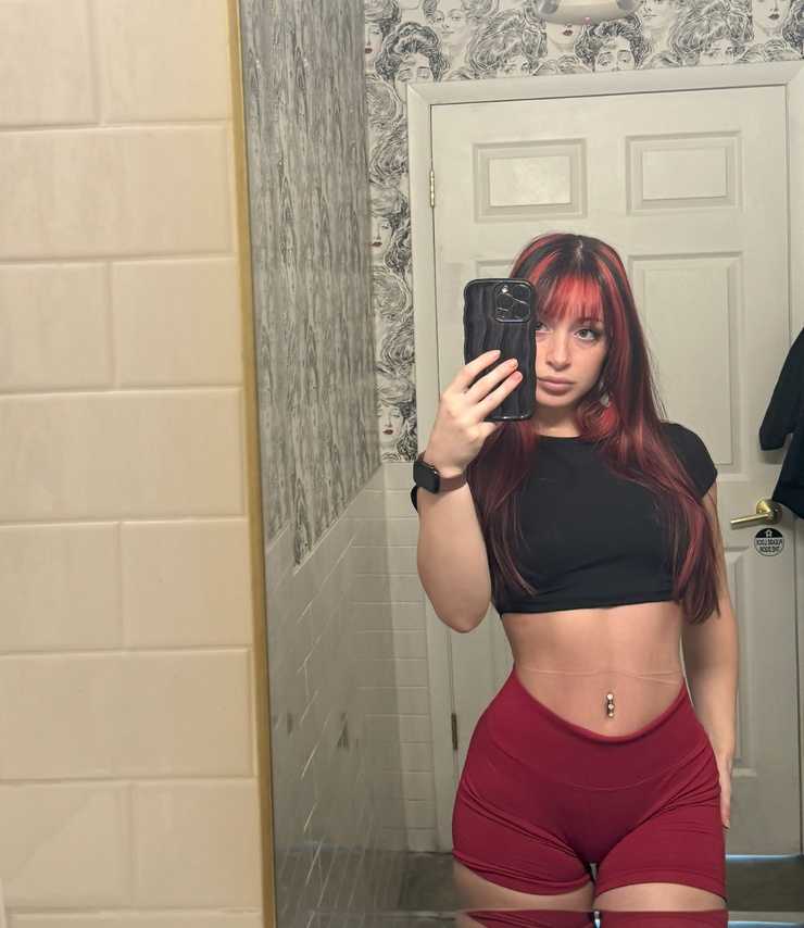 Picture of Delaney Short