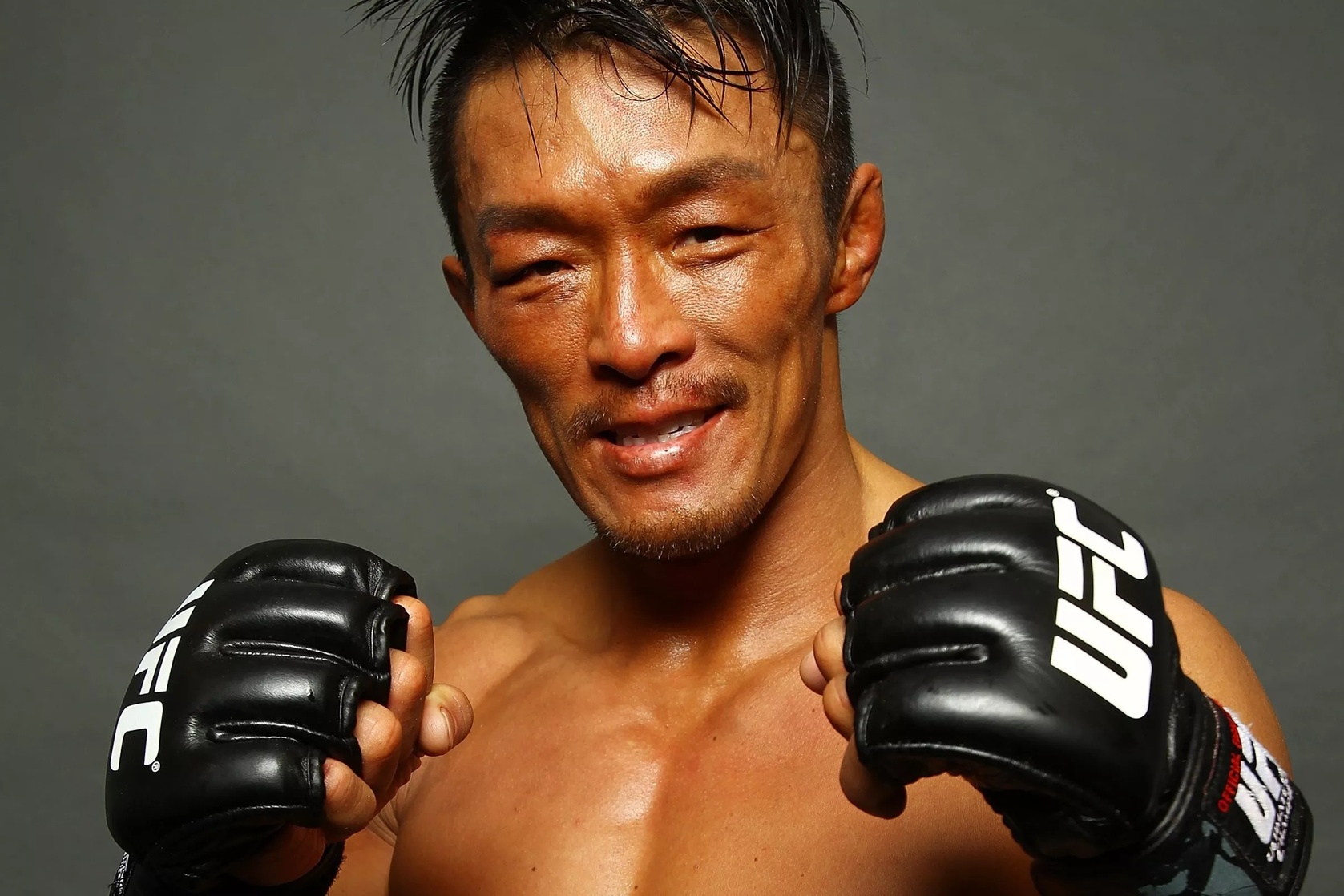 Yoshihiro Akiyama