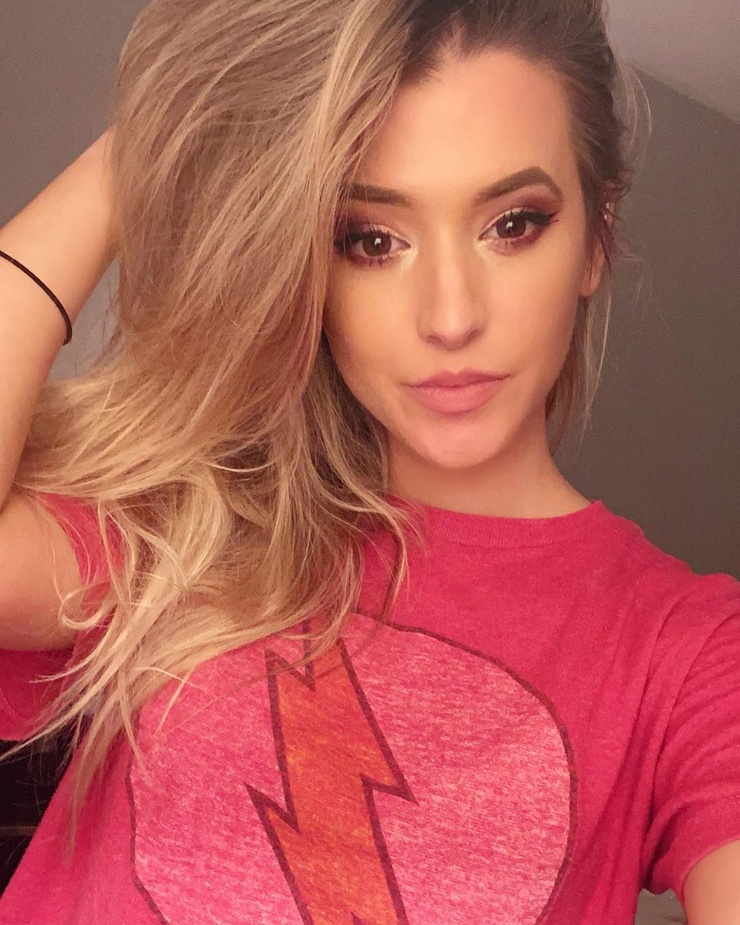 Hillary Kutschker her 33rd birthday on April 19