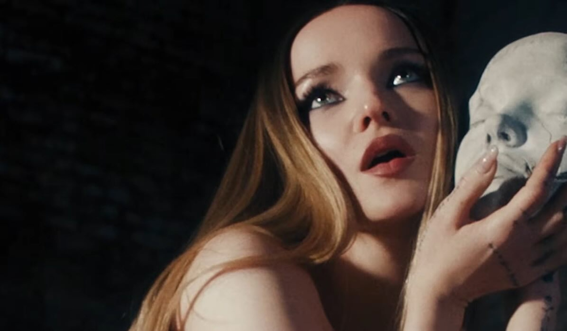 Dove Cameron