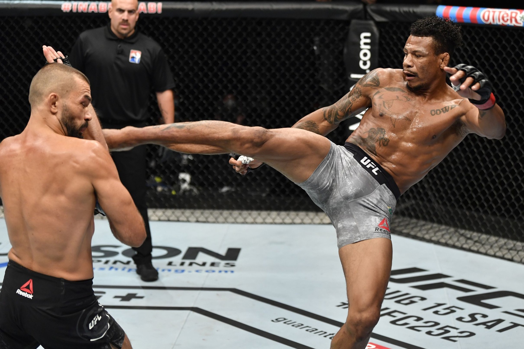 Alex Oliveira