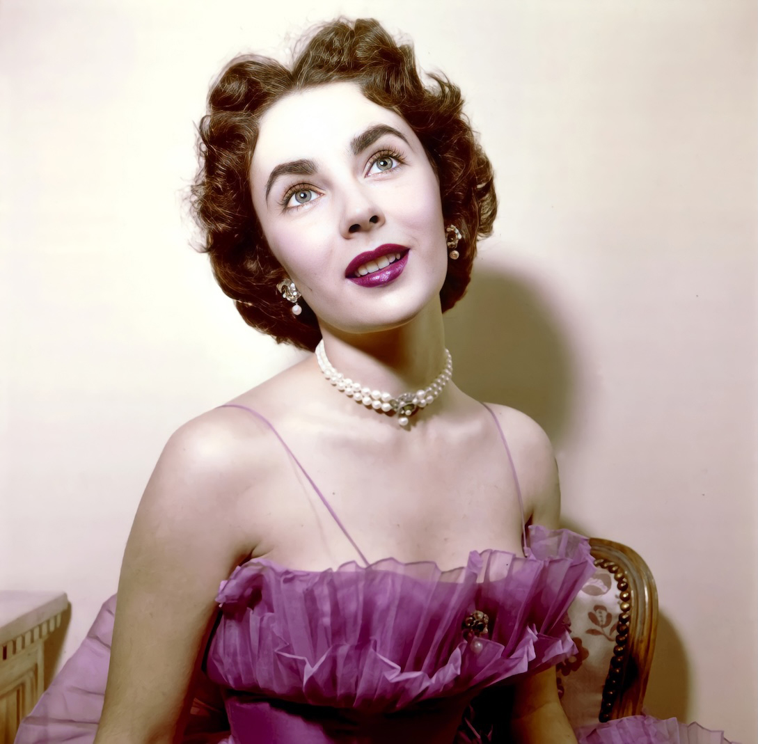 Elizabeth Taylor Elizabeth Taylor
