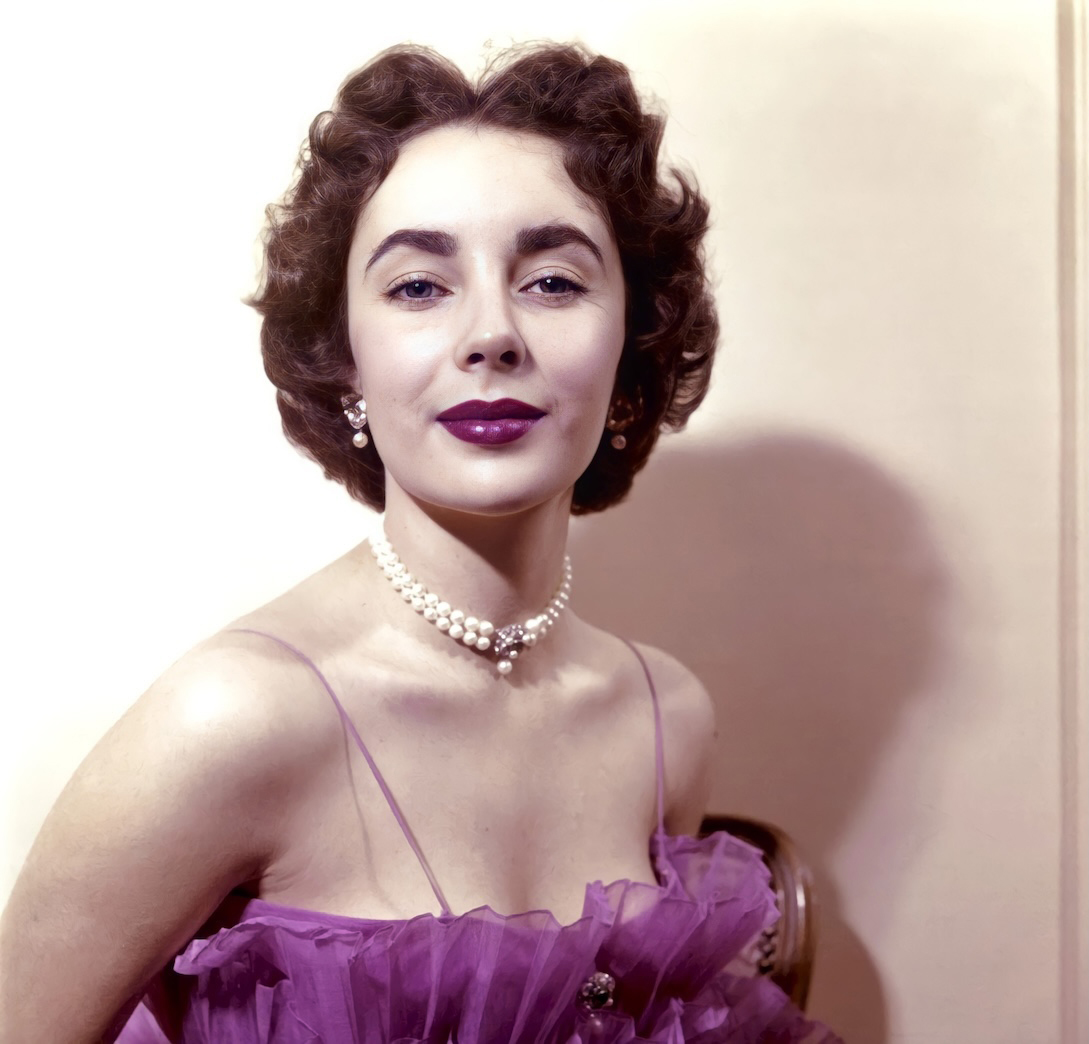 Elizabeth Taylor Elizabeth Taylor