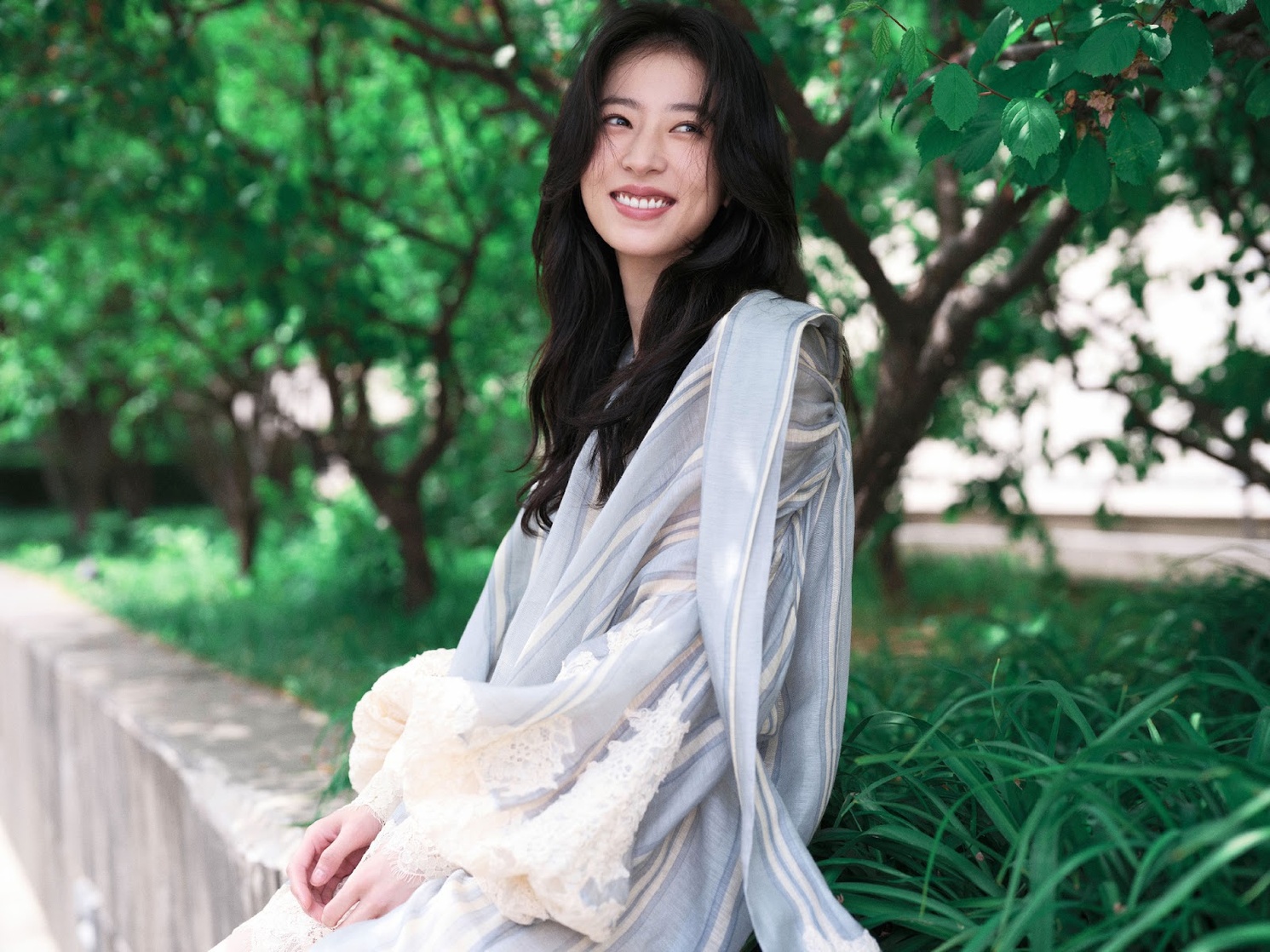 Yutong Zhou