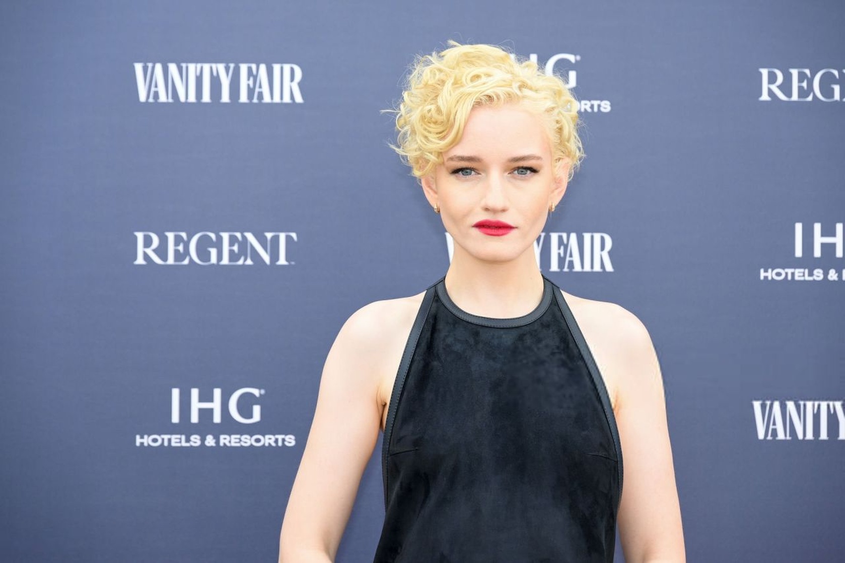 Julia Garner Julia Garner