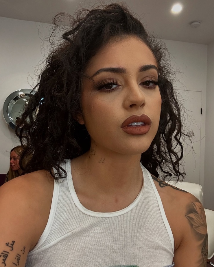 Image of Malu Trevejo(00)