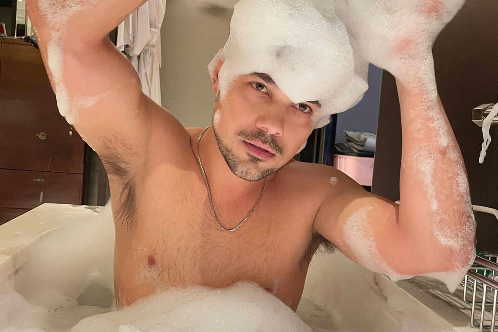 Taylor Lautner