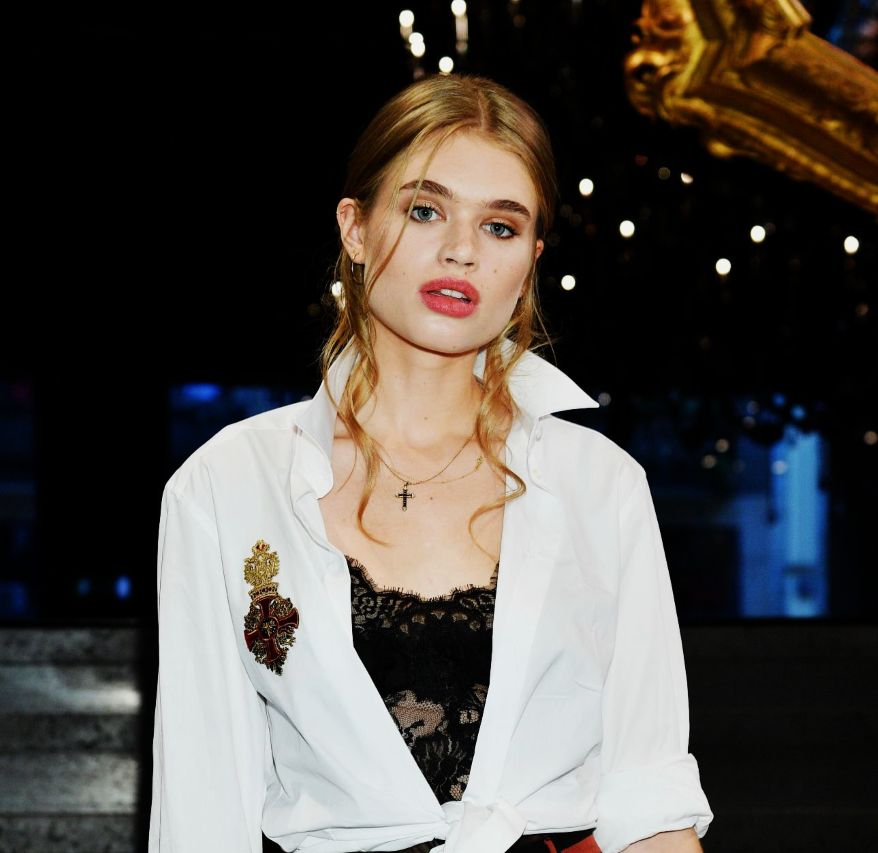 Ella Hope