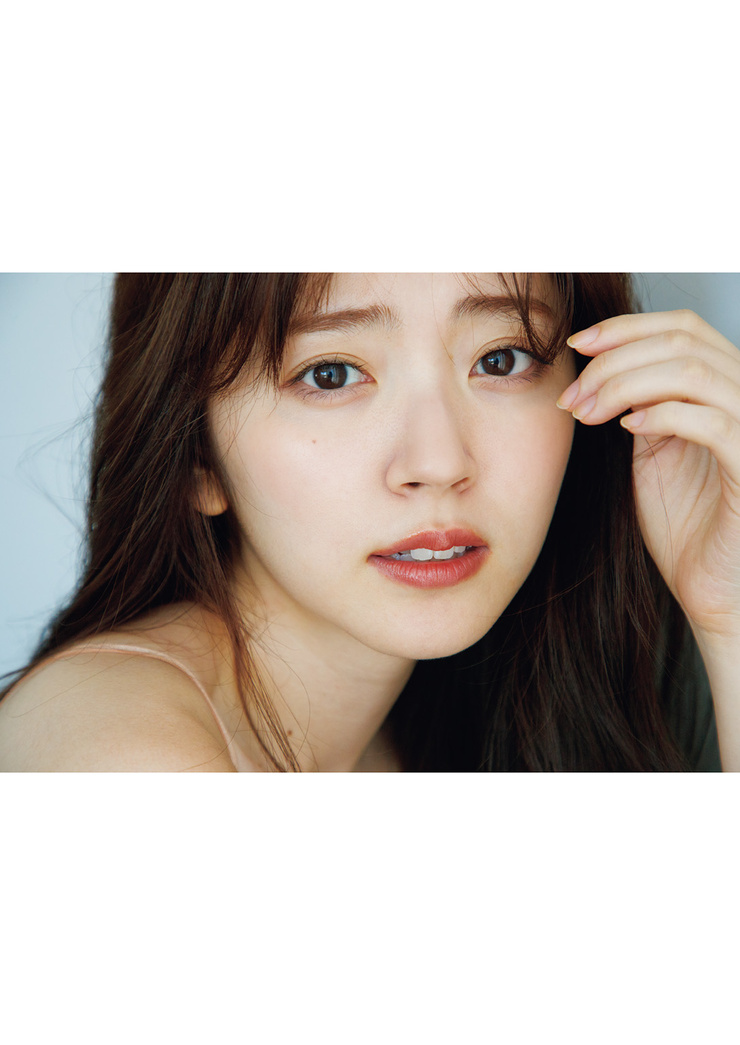 Picture of Airi Suzuki