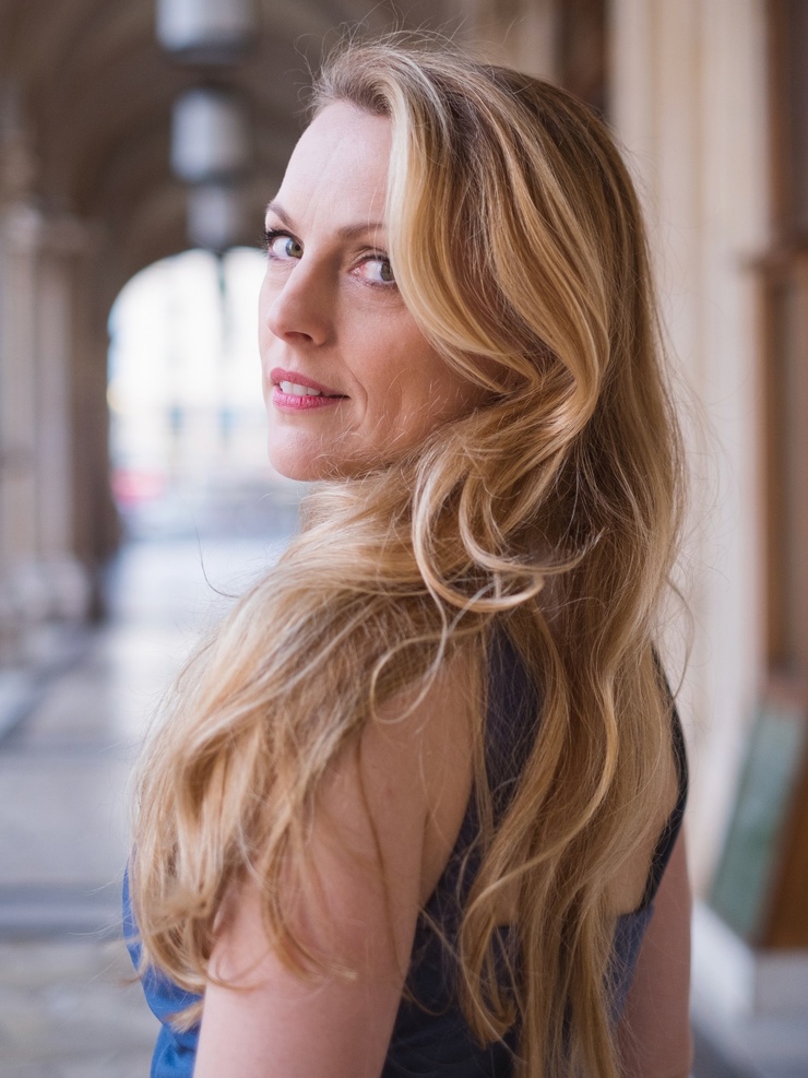 Picture of Natalie Alison