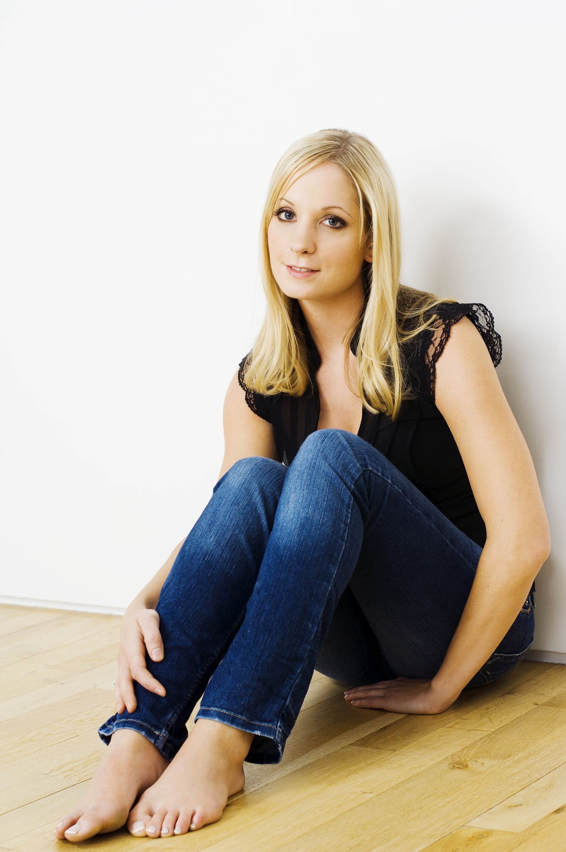 Picture Of Joanne Froggatt 4091