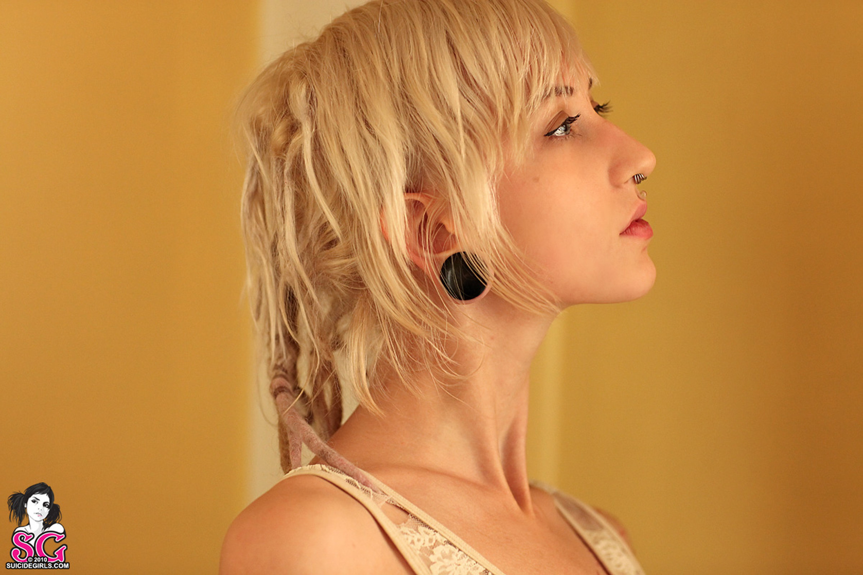 Chunni Suicide Chunni Suicide