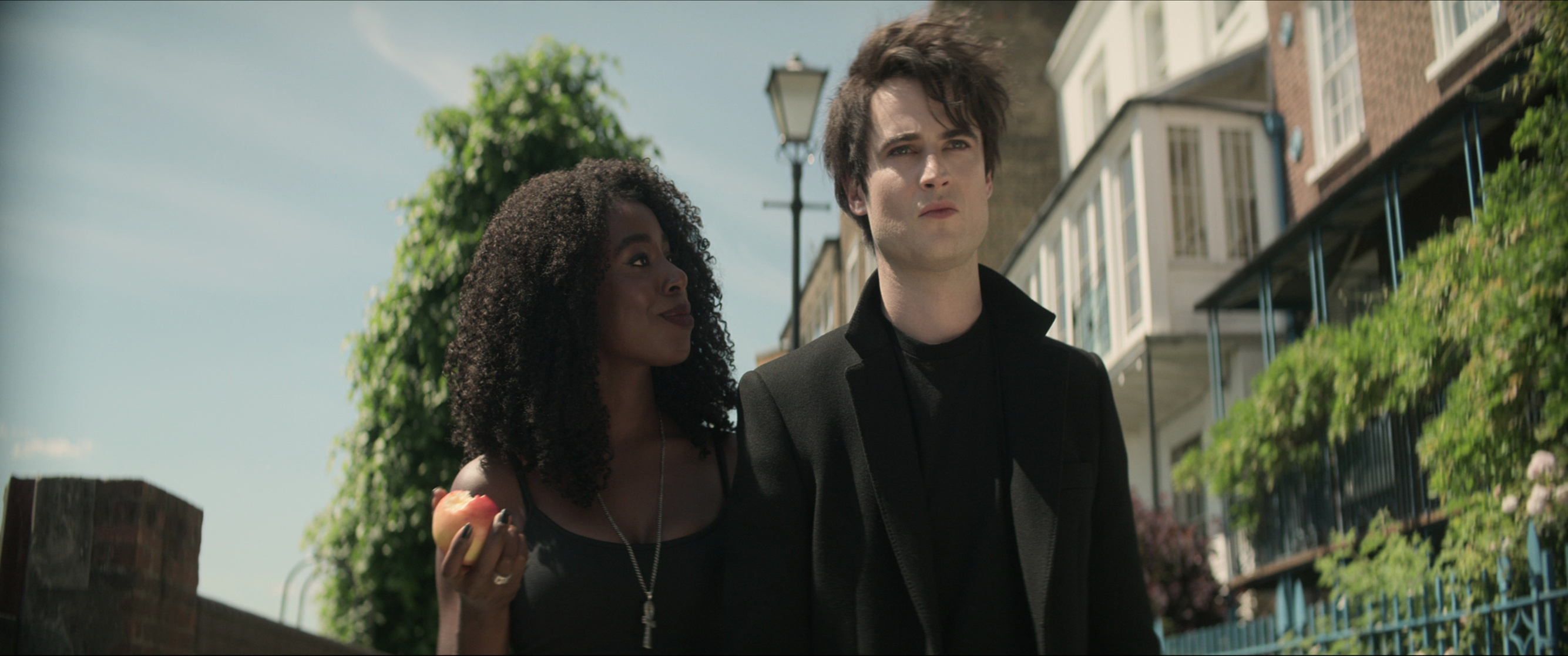 Death (Kirby Howell-Baptiste)