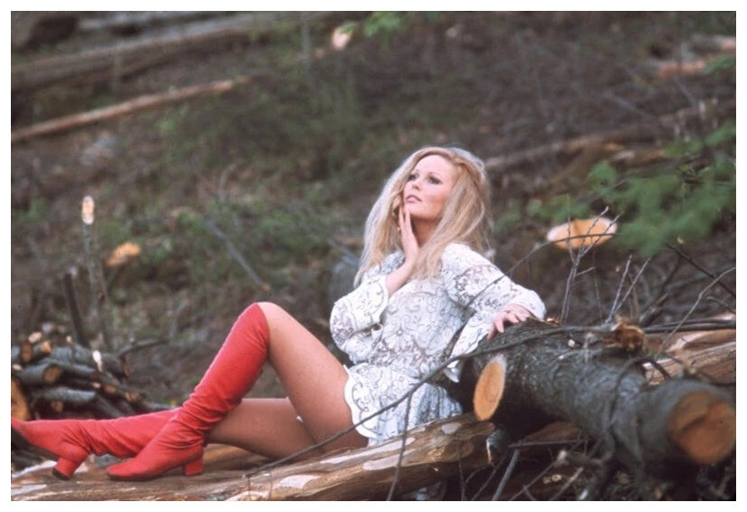 Veronica Carlson