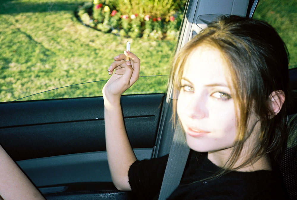 Willa Holland Willa Holland