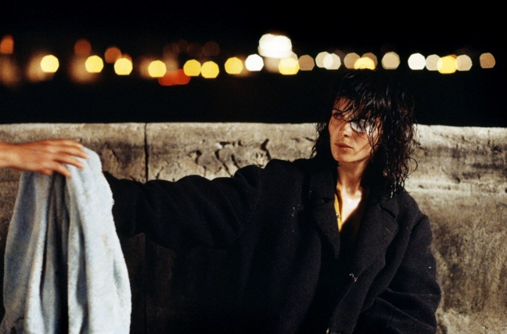 The Lovers on the Bridge (1991)