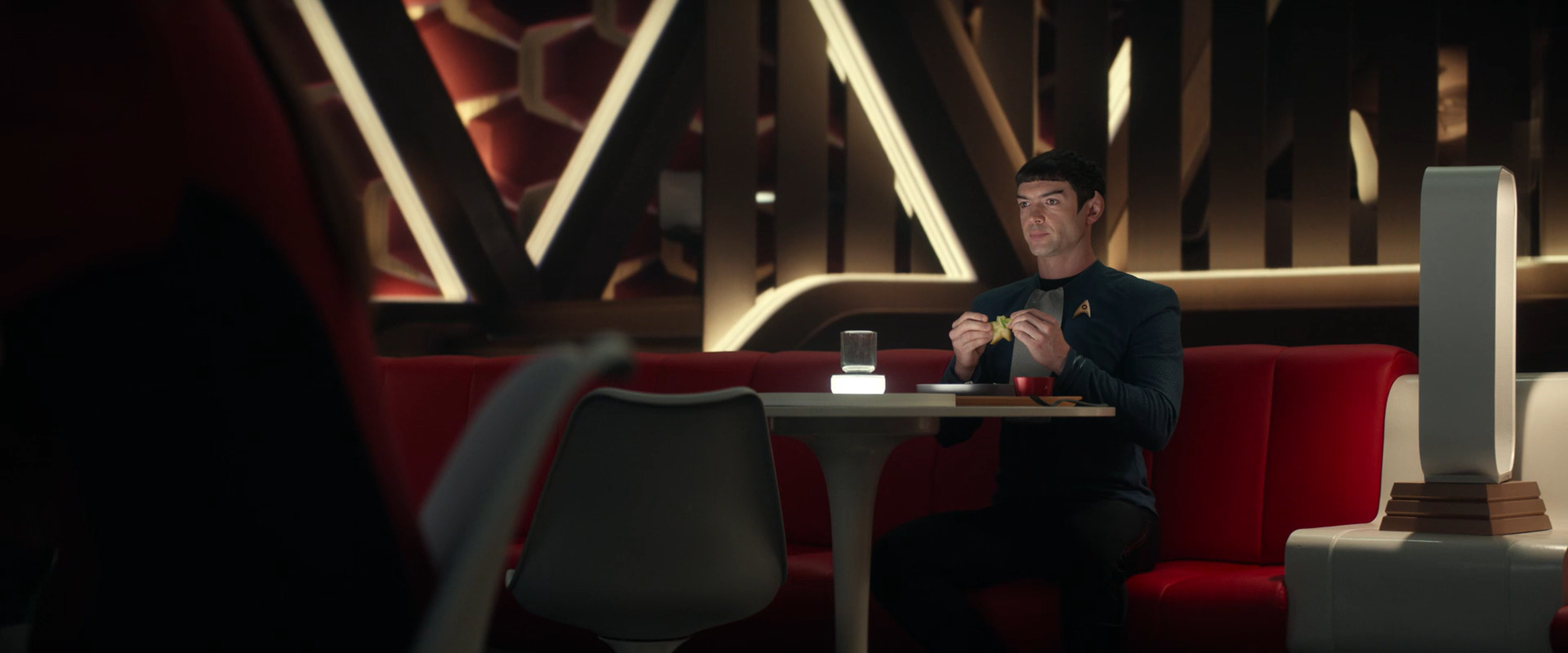 Spock (Ethan Peck)