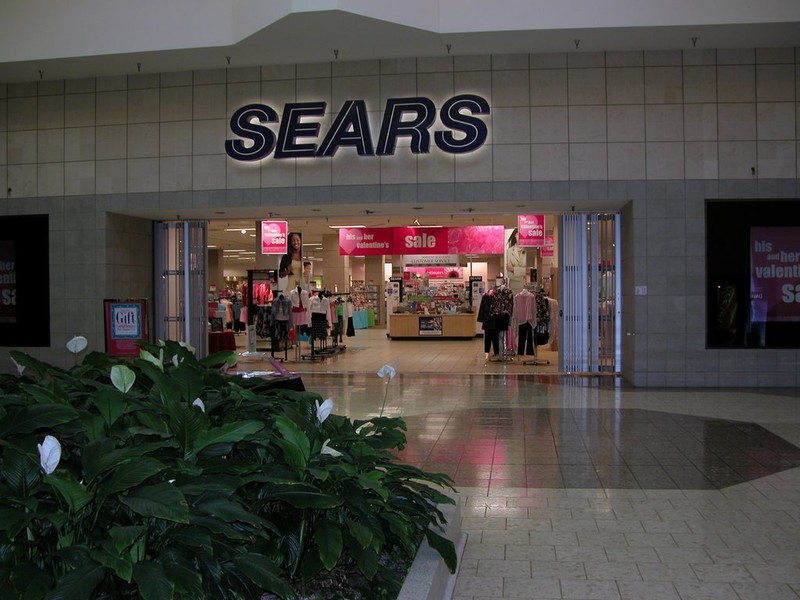 Jamestown Mall 