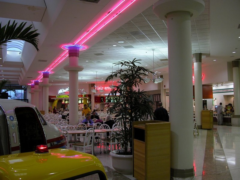 Jamestown Mall 