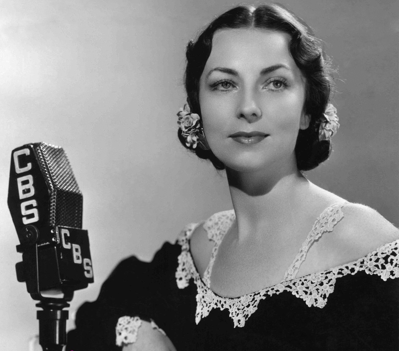 Agnes Moorehead