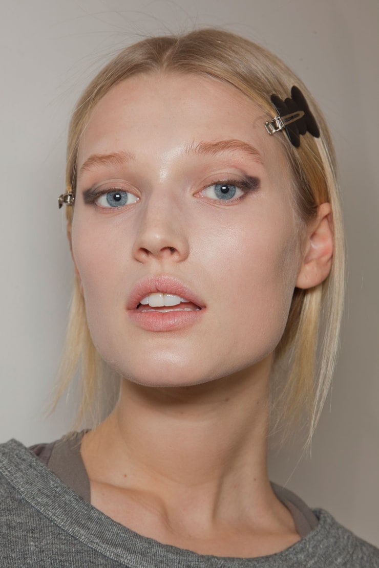 Picture of Toni Garrn